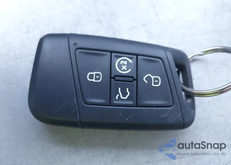 2018 Volkswagen Tiguan 2.0T Sel Premium z USA, uszkodzony, nr VIN 3VV4B7AX5JM105410